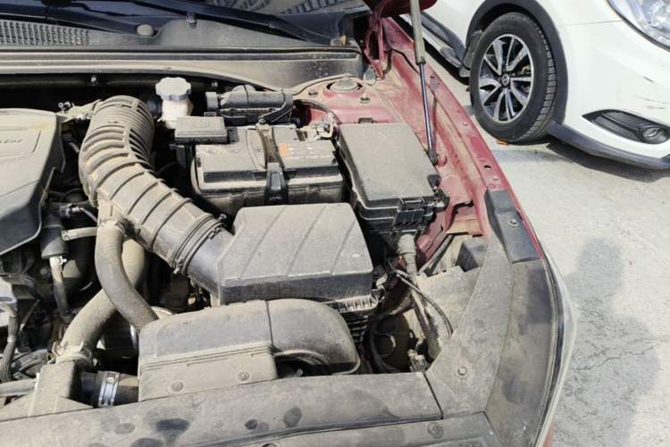 Used Hyundai Lafesta 2019 280TGDi Smart Speed Version China VI Standard Engine Bay Left