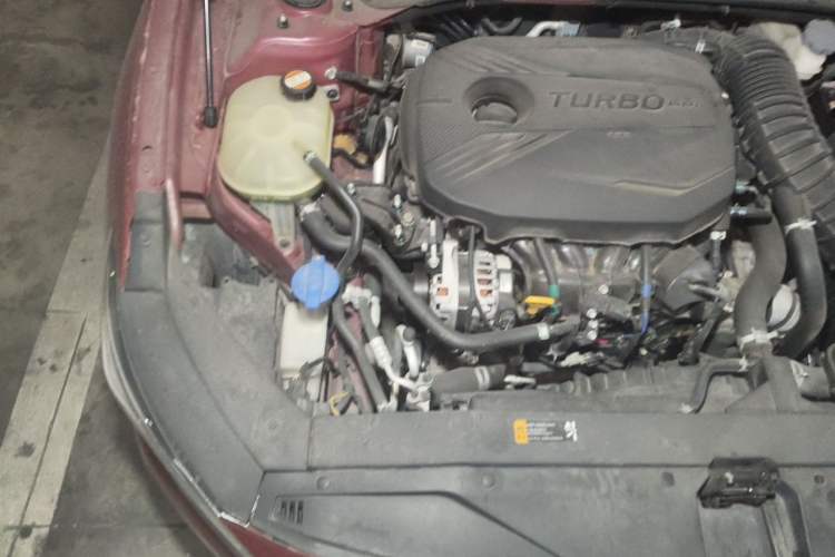 Used Hyundai Lafesta 2019 280TGDi Smart Speed Version China VI Standard Engine Bay Right