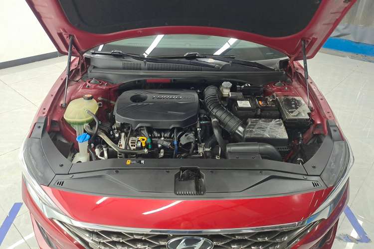 Used Hyundai Lafesta 2019 280TGDi Prestige Edition China VI Standard Engine Bay