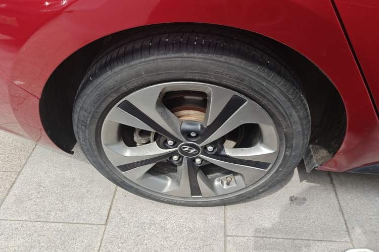 Used Hyundai Lafesta 2019 280TGDi Smart Speed Version China VI Standard Exterior 3