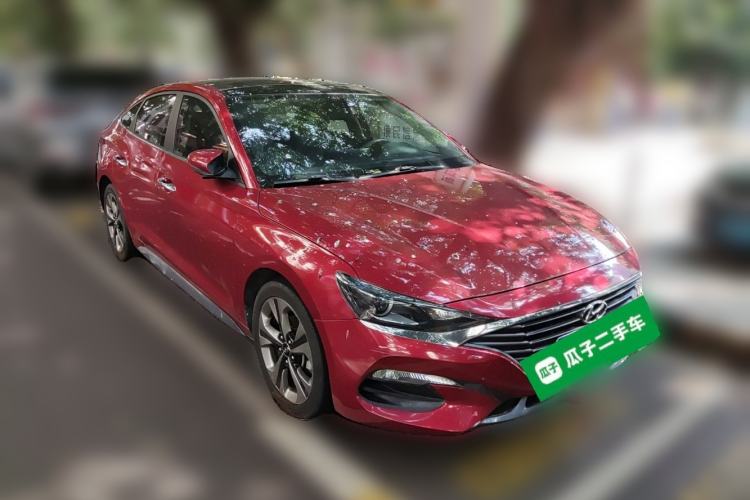 Used Hyundai Lafesta 2019 240TGDi Sport Edition China V standard Front Right 45 Deg