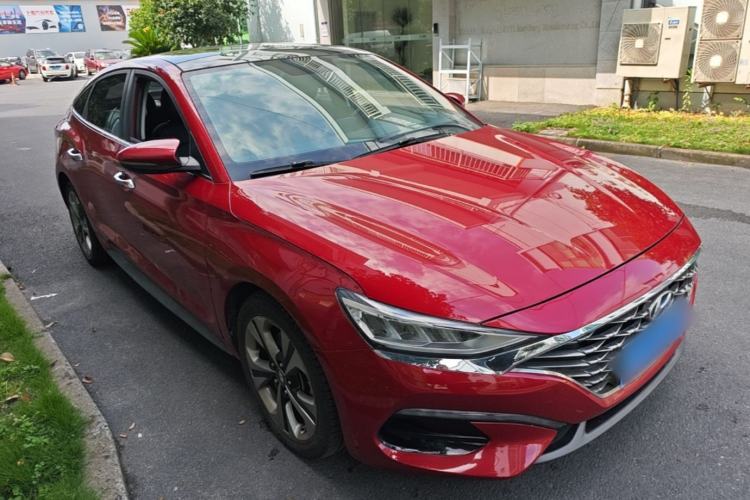 Used Hyundai Lafesta 2019 280TGDi Sport Edition China VI Front Right 45 Deg