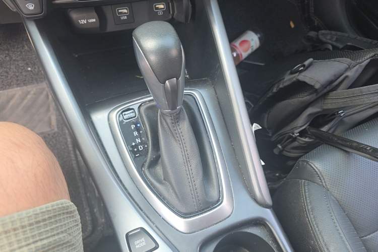 Used Hyundai Lafesta 2019 280TGDi Smart Speed Version China V Standard Gear Lever