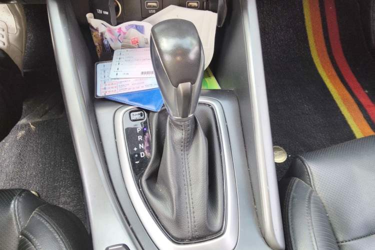 Used Hyundai Lafesta 2019 280TGDi Smart Speed Version China VI Standard Gear Lever
