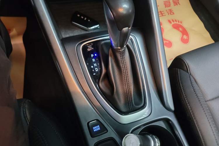 Used Hyundai Lafesta 2019 280TGDi Smart Speed Version China V Standard Gear Lever