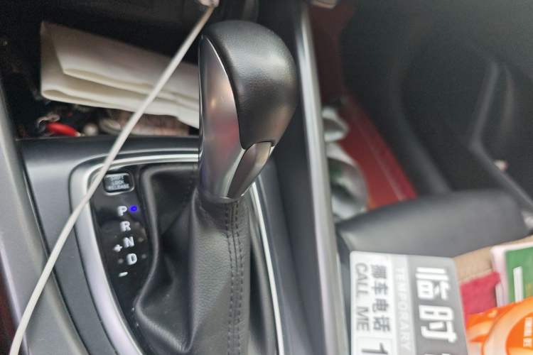 Used Hyundai Lafesta 2019 280TGDi Smart Speed Version China VI Standard Gear Lever