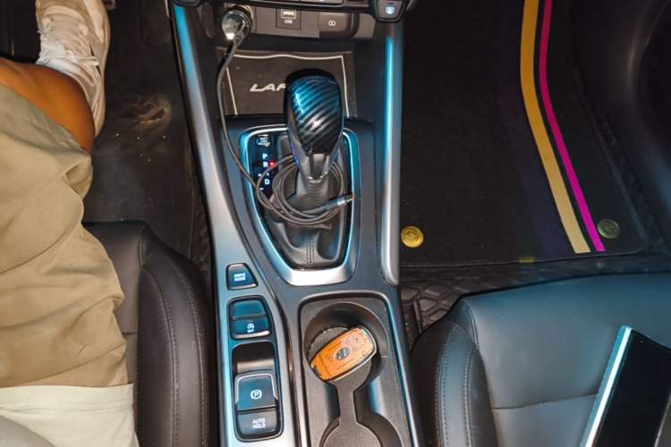 Used Hyundai Lafesta 2019 280TGDi Smart Speed Version China V Standard Gear Lever