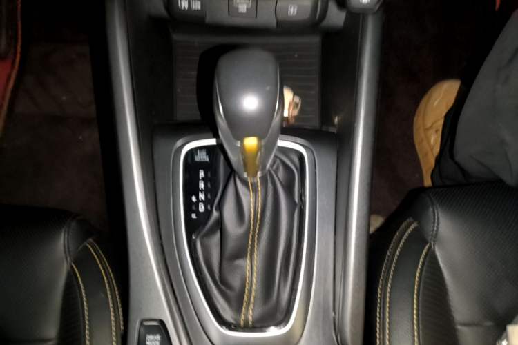 Used Hyundai Lafesta 2019 280TGDi Smart Speed Version China V Standard Gear Lever