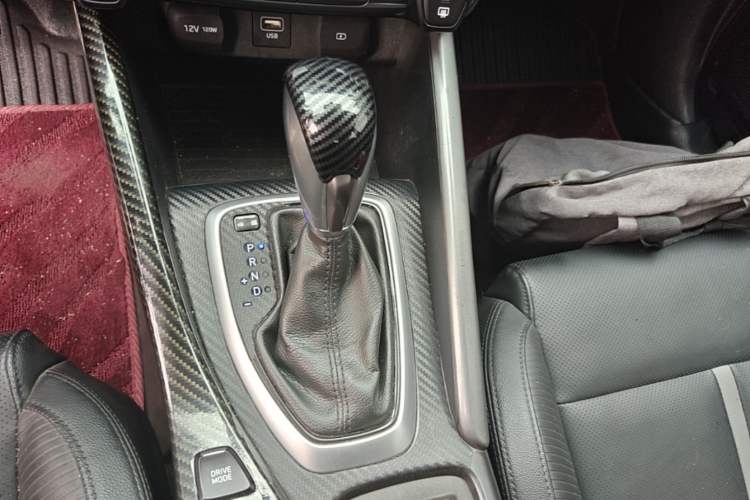 Used Hyundai Lafesta 2019 280TGDi Smart Speed Version China V Standard Gear Lever