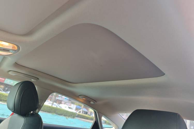 Used Hyundai Lafesta 2019 280TGDi Smart Speed Version China VI Standard Headliner
