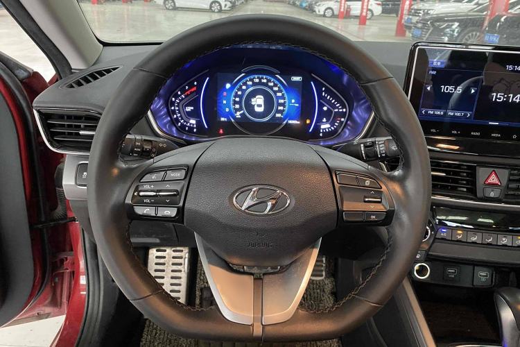 Used Hyundai Lafesta 2019 280TGDi Sport Edition China VI Interior 2