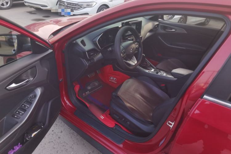 Used Hyundai Lafesta 2019 280TGDi Smart Speed Version China V Standard Interior 3