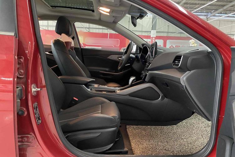 Used Hyundai Lafesta 2019 280TGDi Sport Edition China VI Interior 6