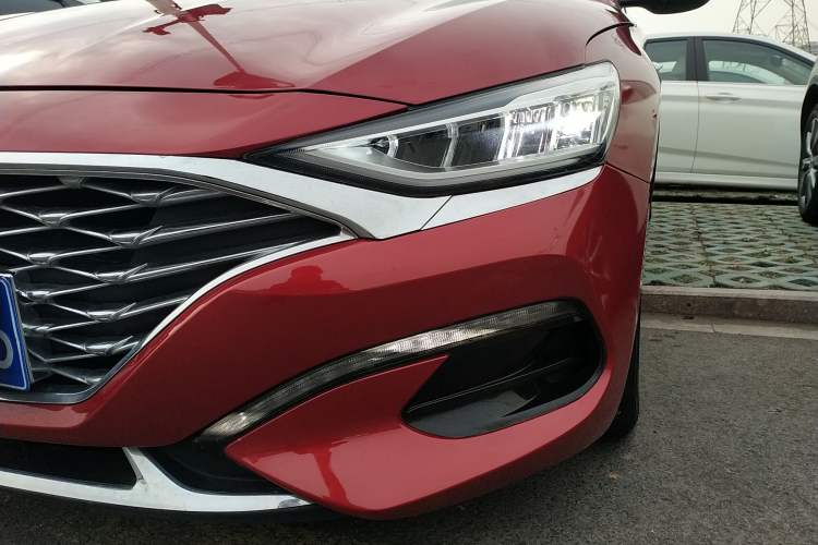 Used Hyundai Lafesta 2019 280TGDi Smart Speed Version China VI Standard Left Front Headlight