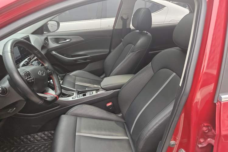 Used Hyundai Lafesta 2019 280TGDi Smart Speed Version China VI Standard Left Front Seat