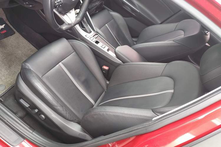 Used Hyundai Lafesta 2019 280TGDi Smart Speed Version China VI Standard Left Front Seat