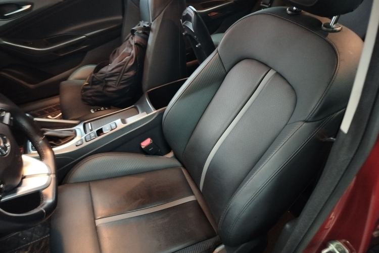 Used Hyundai Lafesta 2019 280TGDi Smart Speed Version China VI Standard Left Front Seat