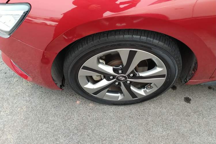 Used Hyundai Lafesta 2019 280TGDi Smart Speed Version China VI Standard Left Front Wheel Hub