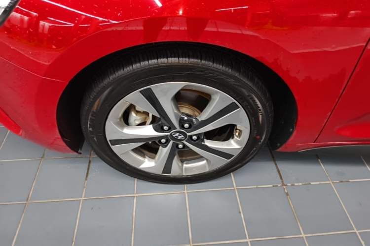Used Hyundai Lafesta 2019 280TGDi Smart Speed Version China V Standard Left Front Wheel Hub