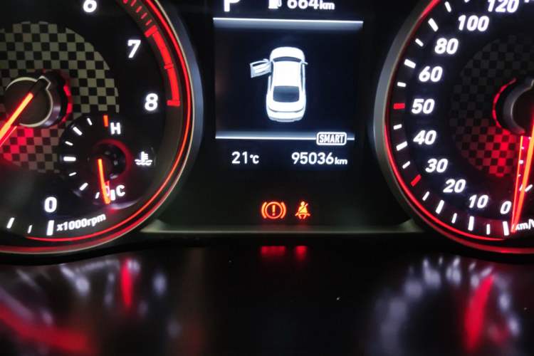 Used Hyundai Lafesta 2019 240TGDi Sport Edition China V standard Odometer Close Up