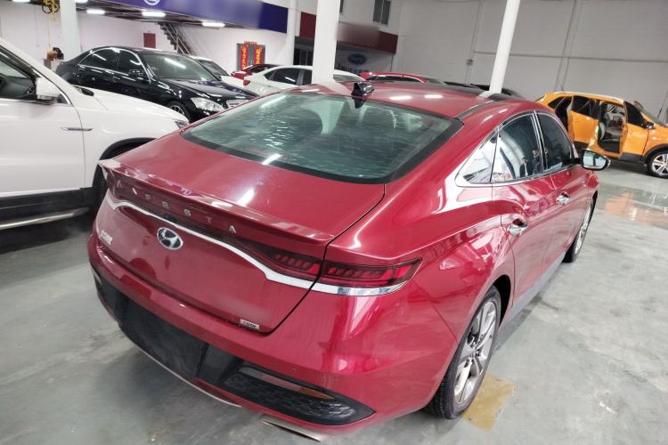Used Hyundai Lafesta 2019 280TGDi Smart Speed Version China VI Standard Rear Right 45 Deg