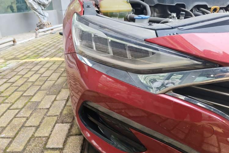 Used Hyundai Lafesta 2019 280TGDi Sport Edition China VI Right Front Headlight