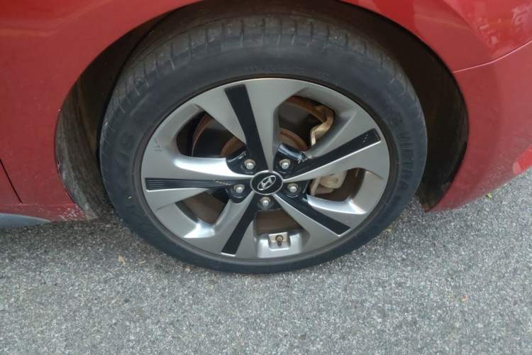 Used Hyundai Lafesta 2019 280TGDi Sport Edition China V Standard Right Front Wheel Hub