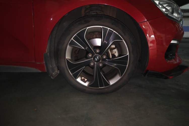 Used Hyundai Lafesta 2019 280TGDi Sport Edition China V Standard Right Front Wheel Hub