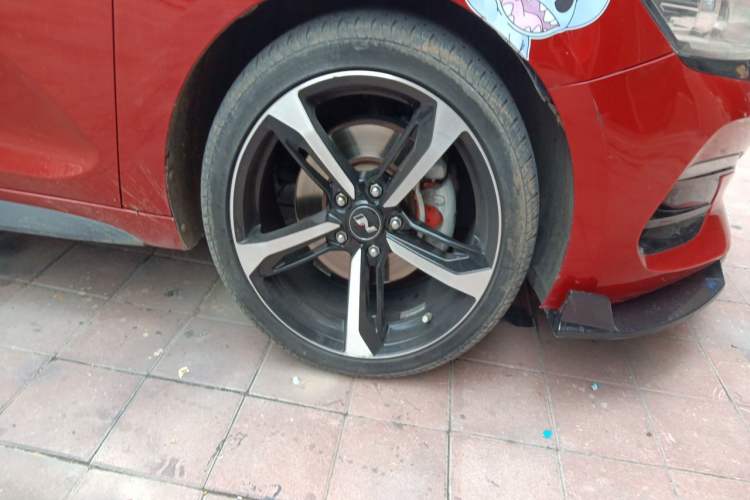 Used Hyundai Lafesta 2019 280TGDi Smart Speed Version China V Standard Right Front Wheel Hub
