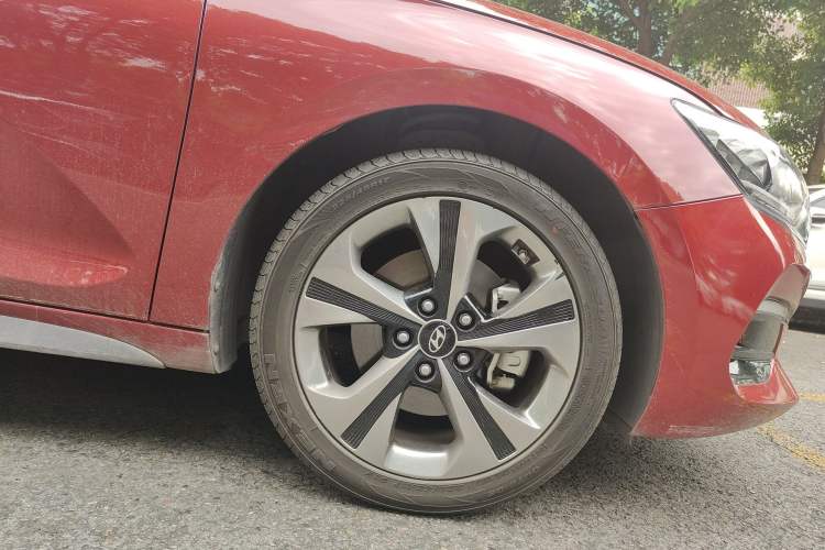 Used Hyundai Lafesta 2019 280TGDi Smart Speed Version China VI Standard Right Front Wheel Hub