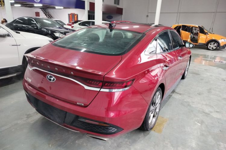 Used Hyundai Lafesta 2019 280TGDi Smart Speed Version China VI Standard Right Rear Taillight