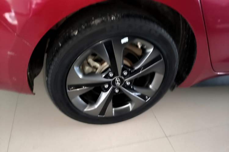 Used Hyundai Lafesta 2019 280TGDi Smart Speed Version China V Standard Right Rear Wheel Hub