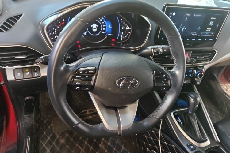 Used Hyundai Lafesta 2019 280TGDi Smart Speed Version China VI Standard Steering Wheel