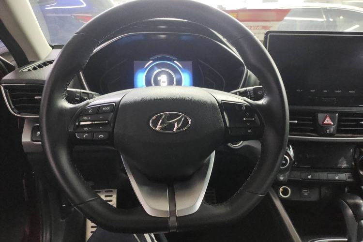 Used Hyundai Lafesta 2019 280TGDi Smart Speed Version China VI Standard Steering Wheel
