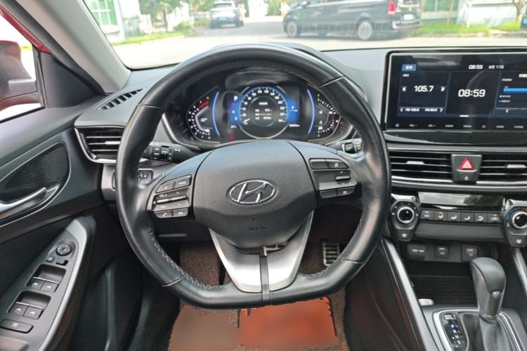 Used Hyundai Lafesta 2019 280TGDi Sport Edition China VI Steering Wheel