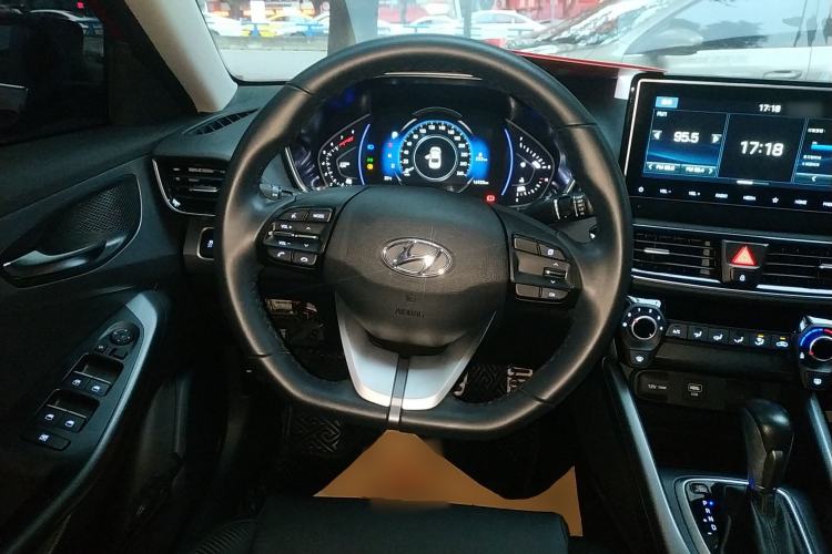 Used Hyundai Lafesta 2019 280TGDi Sport Edition China VI Steering Wheel