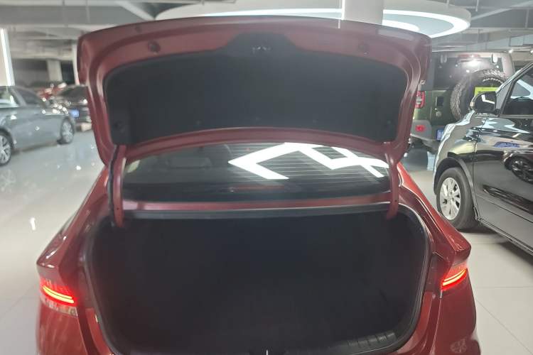 Used Hyundai Lafesta 2019 280TGDi Smart Speed Version China V Standard Trunk