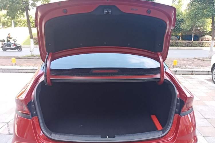 Used Hyundai Lafesta 2019 280TGDi Sport Edition China V Standard Trunk