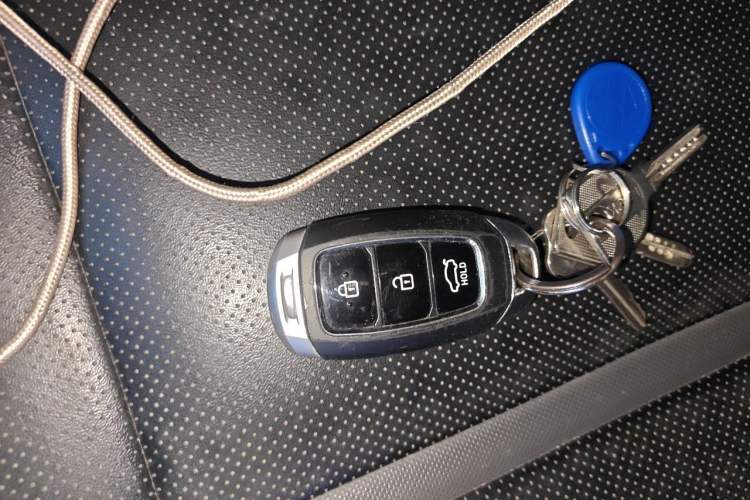 Used Hyundai Lafesta 2019 280TGDi Smart Speed Version China VI Standard Vehicle Key