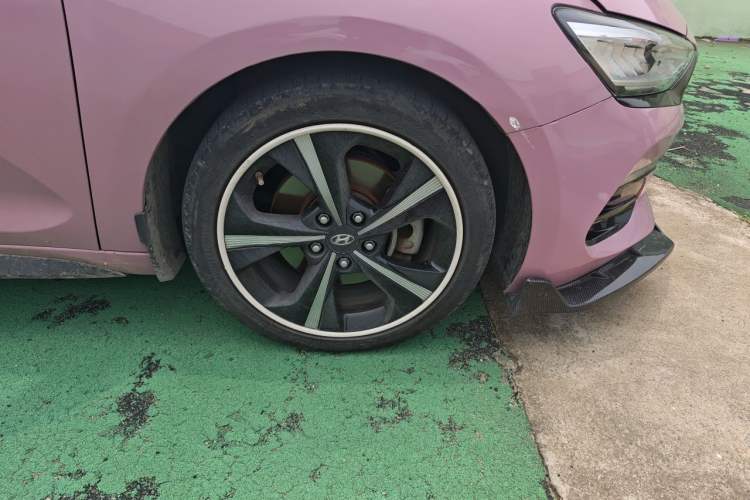 Used Hyundai Lafesta 2019 280TGDi Smart Speed Version China V Standard Right Front Wheel Hub