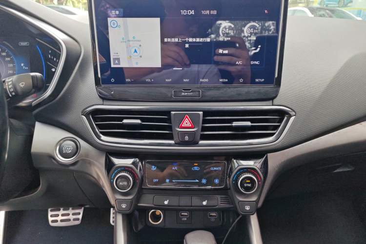 Used Hyundai Lafesta 2019 280TGDi Smart Speed Version China V Standard Audio And AC Panel