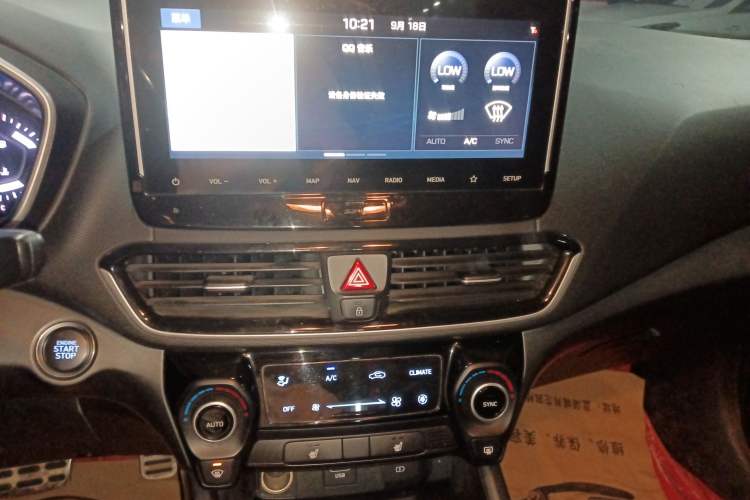 Used Hyundai Lafesta 2019 280TGDi Smart Speed Version China V Standard Audio And AC Panel