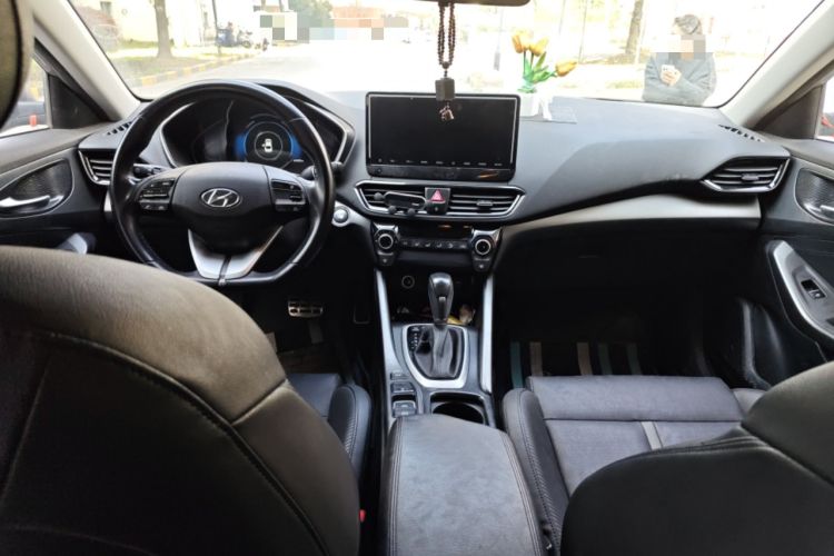 Used Hyundai Lafesta 2019 280TGDi Sport Edition China V Standard Center Console
