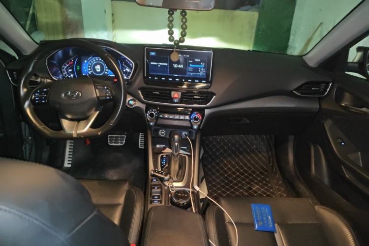Used Hyundai Lafesta 2019 280TGDi Sport Edition China VI Center Console