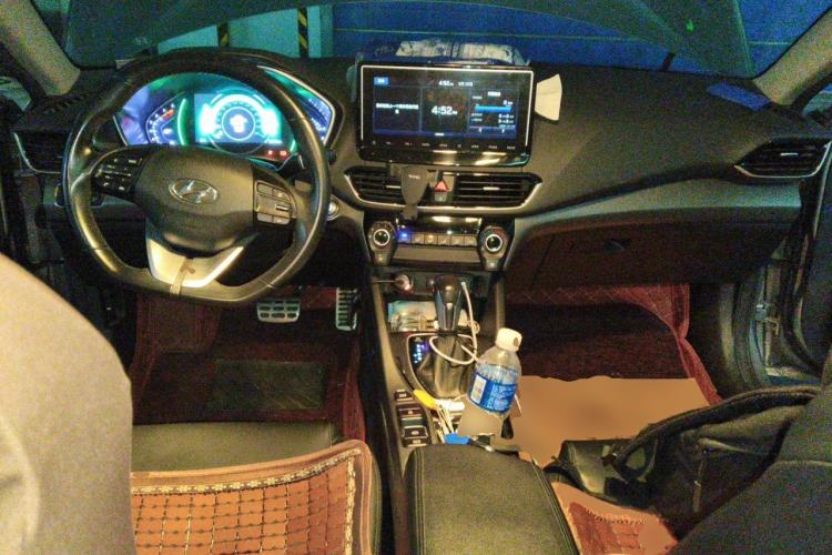 Used Hyundai Lafesta 2019 280TGDi Sport Edition China VI Center Console
