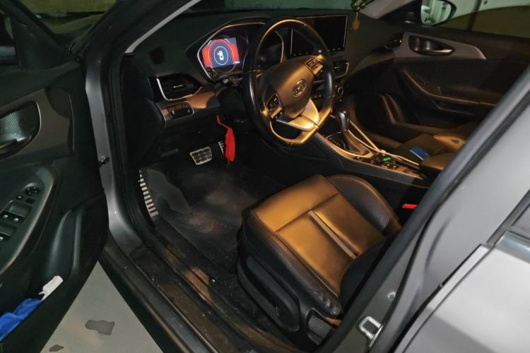 Used Hyundai Lafesta 2019 280TGDi Sport Edition China VI Driver Seat