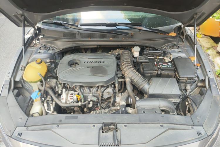 Used Hyundai Lafesta 2019 280TGDi Sport Edition China VI Engine Bay