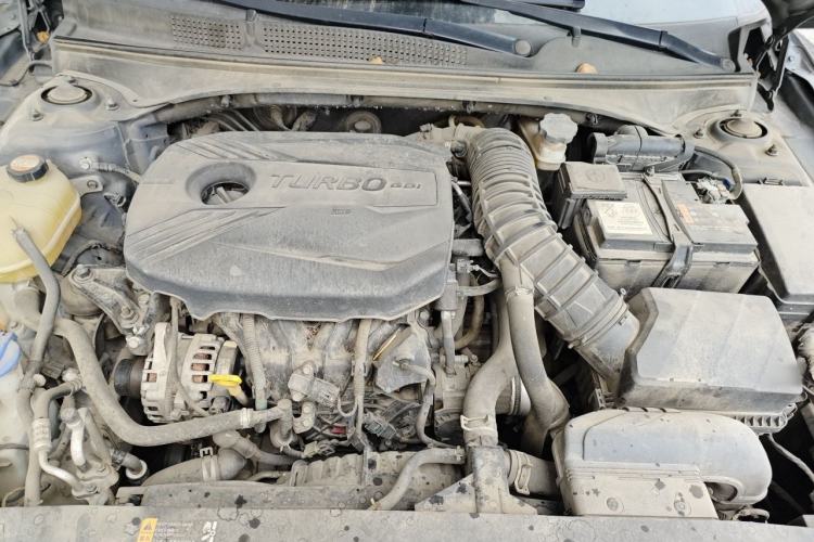 Used Hyundai Lafesta 2019 280TGDi Smart Speed Version China VI Standard Engine Bay