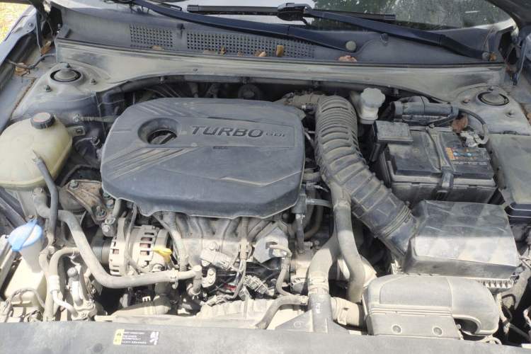 Used Hyundai Lafesta 2019 280TGDi Sport Edition China VI Engine Bay