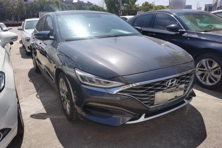 Used Hyundai Lafesta 2019 280TGDi Sport Edition China VI Front Right 45 Deg